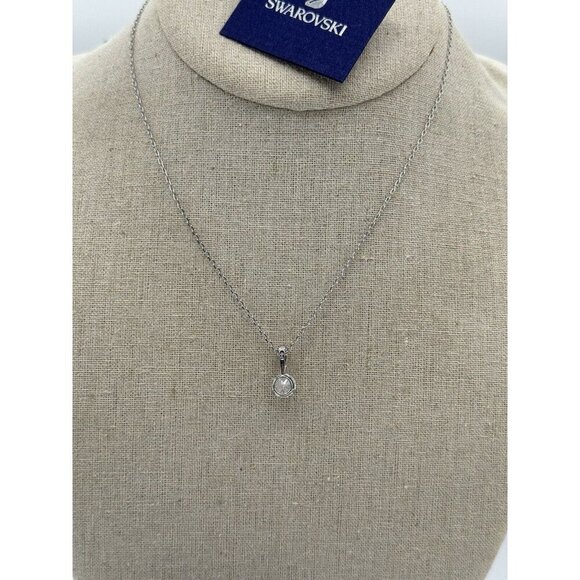 Swarovski Necklace Solitaire Pendant White Clear Crystal Silver Classic Feminine - Picture 3 of 7